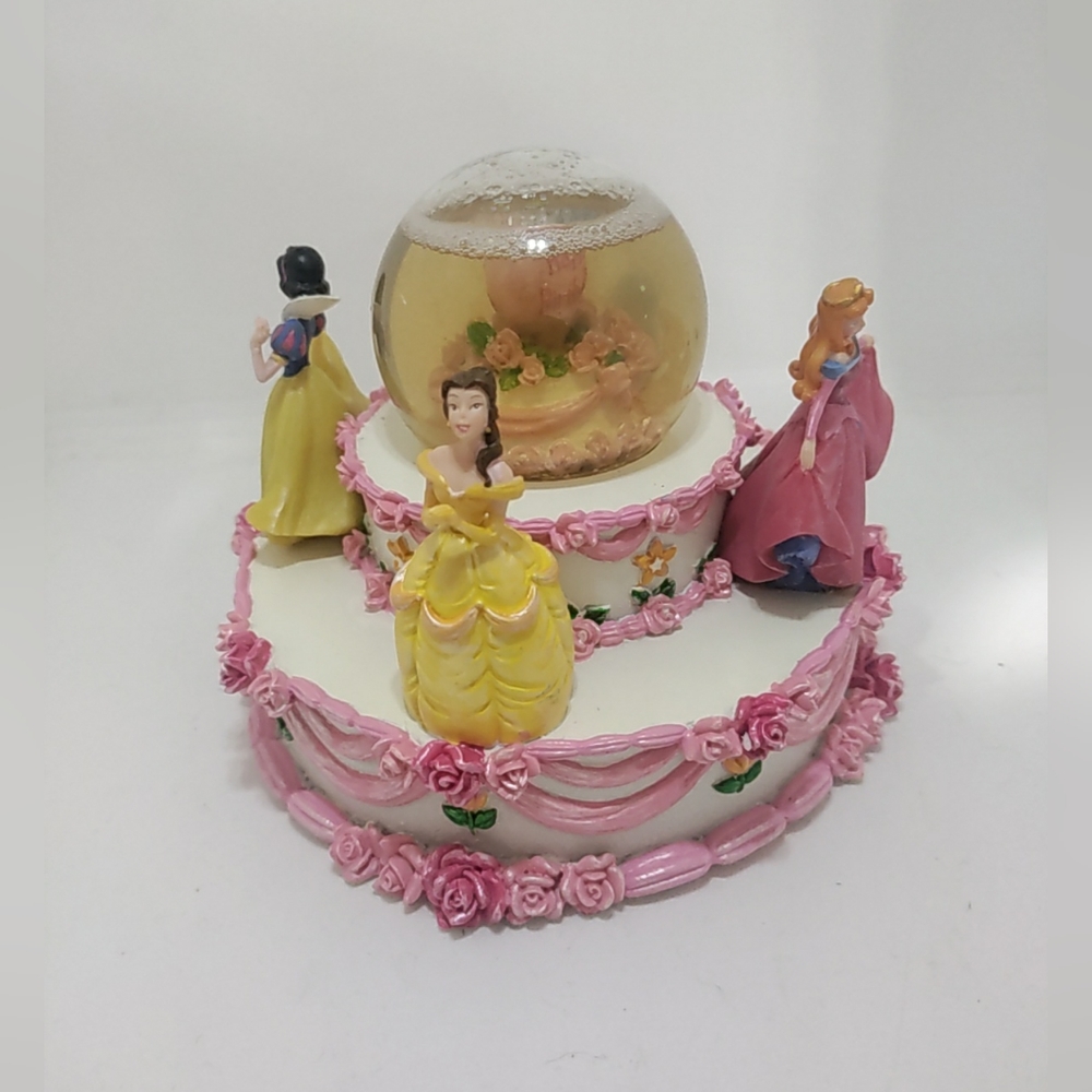 disney princess Happy Birthday Snow Glob with Box
